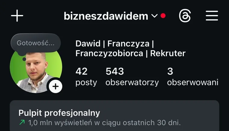 Zrzut ekranu z wynikiem: Konto od zera: milionowe zasięgi w pierwszym miesiącu