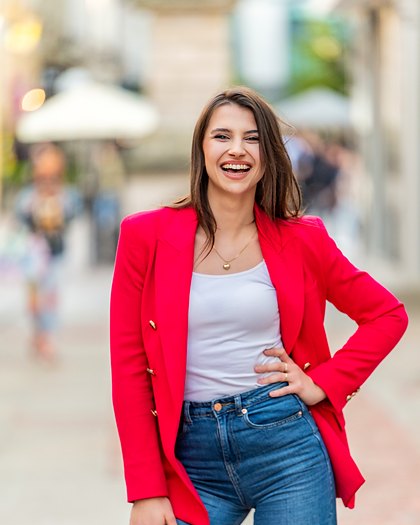 Julia Nowicka podczas konsultacji marketingowej